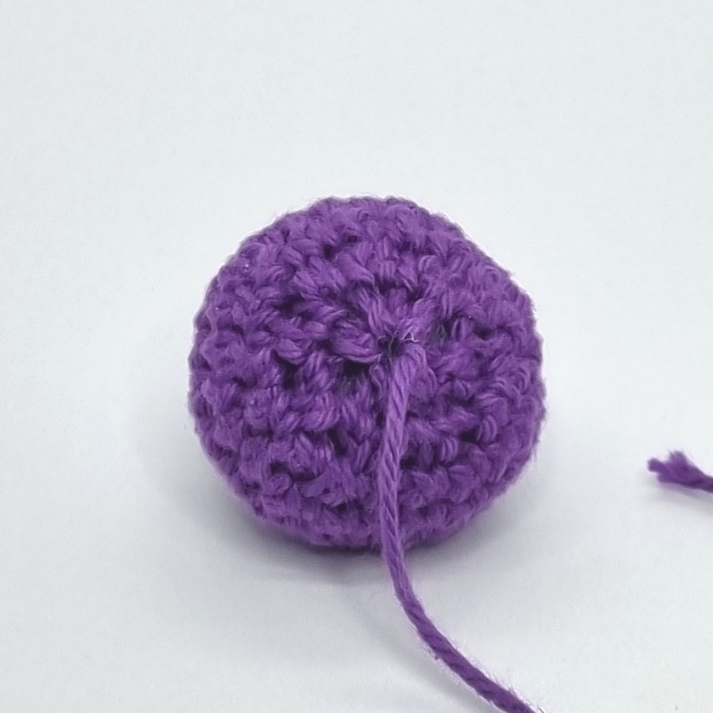 Tutorial on how to close openings when crocheting amigurumi